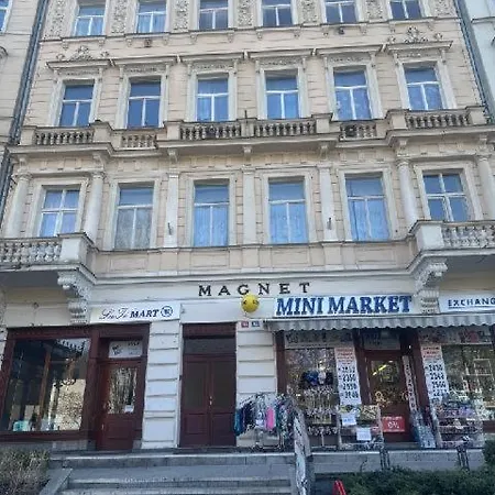 Magnet Apartment Karlovy Vary Exterior photo